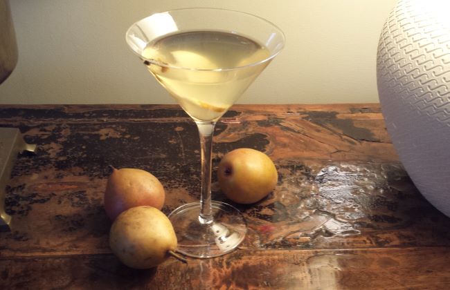 Peartini cocktail