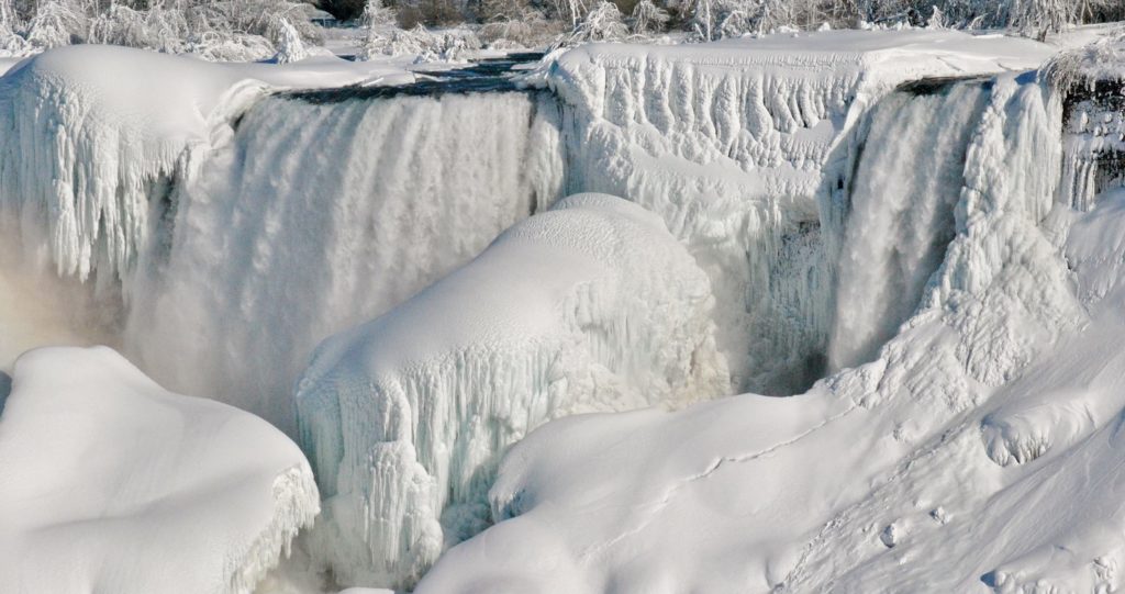 Frozen Niagara FAlls