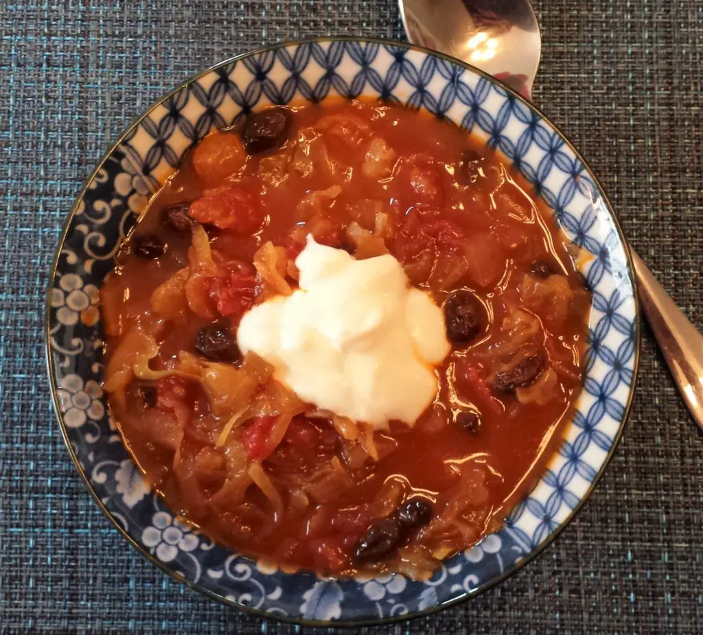 bowl of Soupe aux Choux a la Rouse, Russian cabbage coup