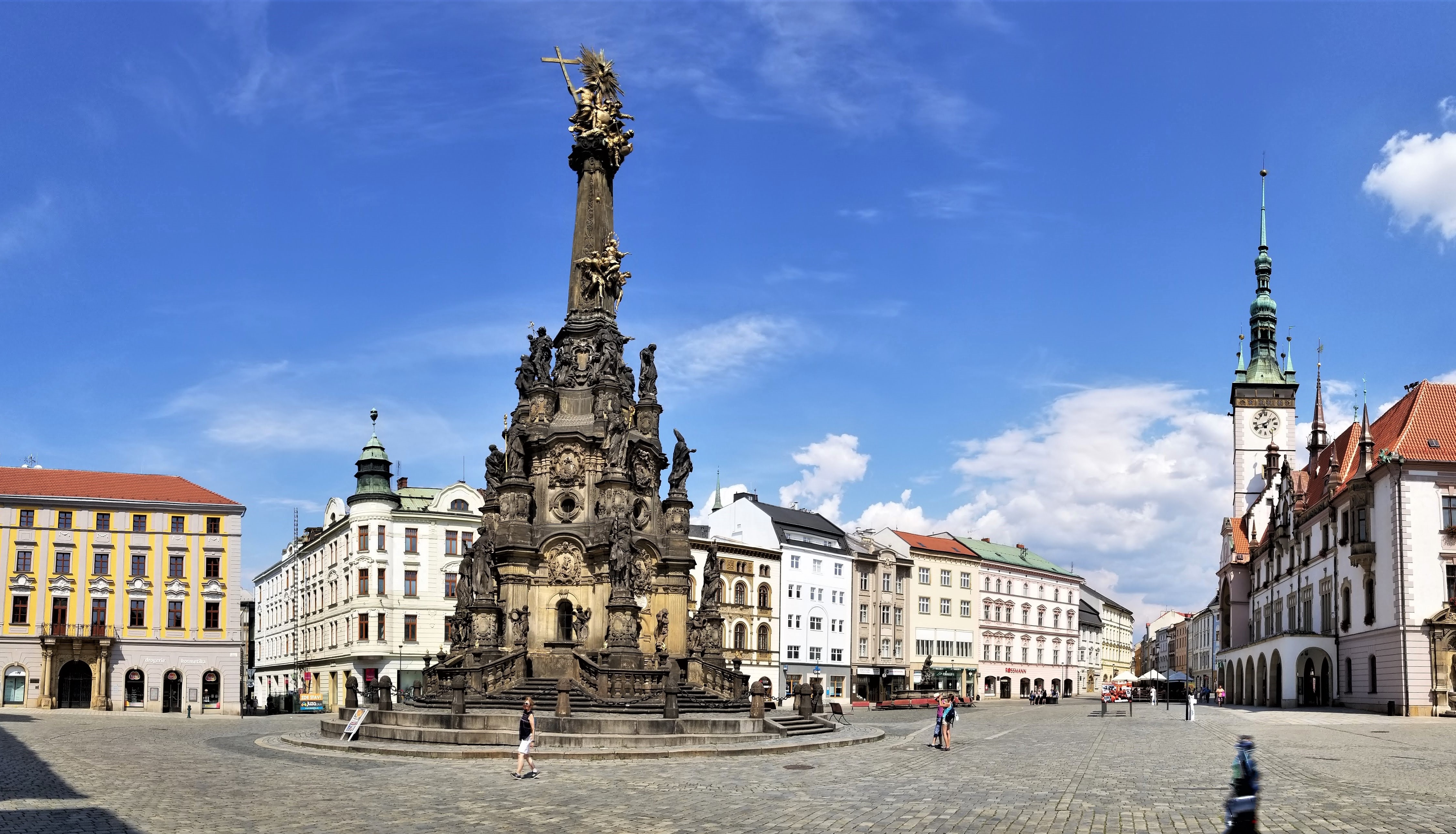 Upper-Square-panorama_-Olomouc