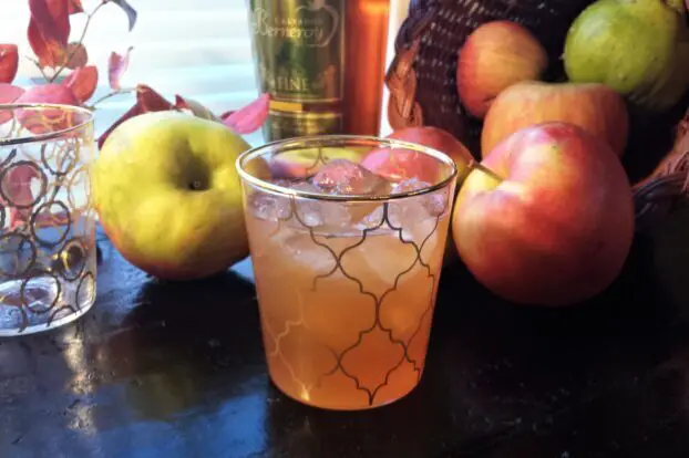 Apple cocktail with cider and Calvados