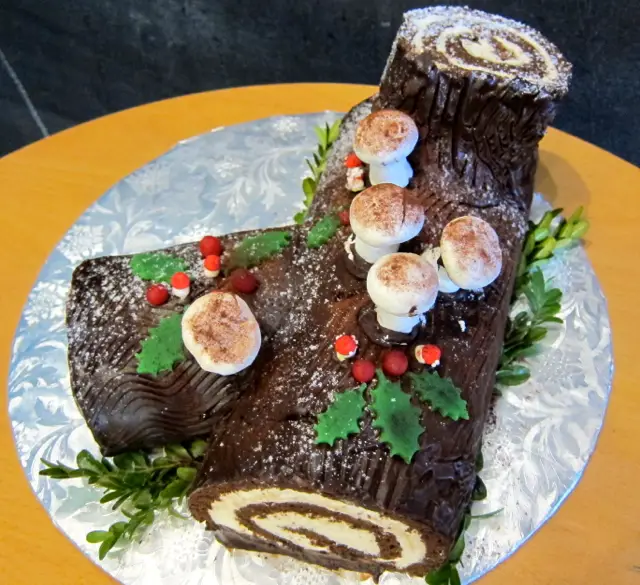 Traditional buche de Noel