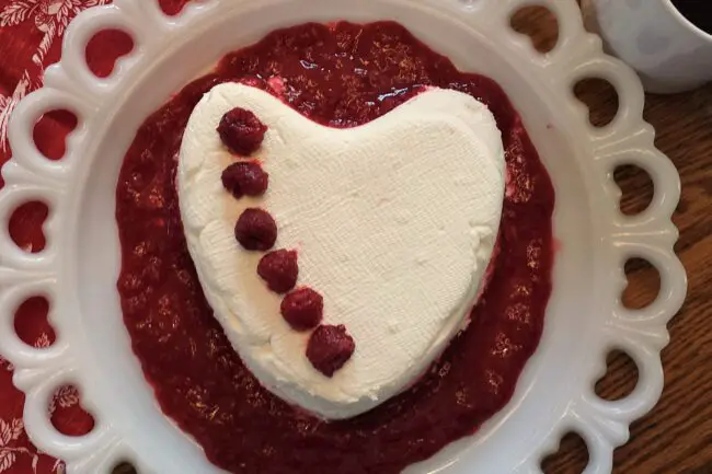 Coeur a la creme dessert