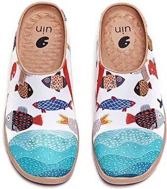 Happy Fish by UIN Footwear