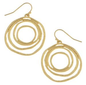 Swirl circle gold earrings from Susan Shaw coastal grandma collection