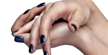 Woman over 60 dark nails