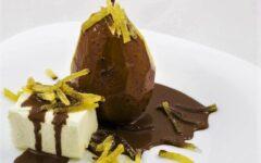 Poires belle Helene pears with chocolate sauce