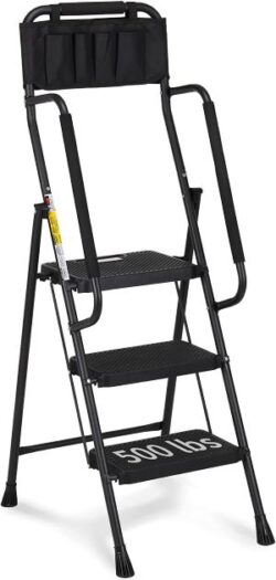 Step ladder with handrails