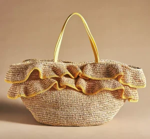 Straw handbag with ruffled tiers